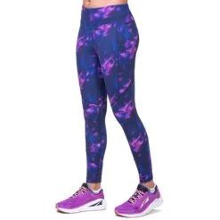 Ron Hill Womens Tech Tight 8 Ron Hill Womens Tech Tight -PETEBLAND SPORTS SHOP rh 007433 womens tech tight rh 01176 dark navy blur 7063
