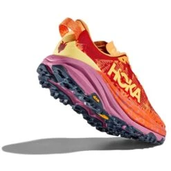 Hoka Womens Speedgoat 6 -PETEBLAND SPORTS SHOP w speedgoat 6 sherbetbeetroot 4